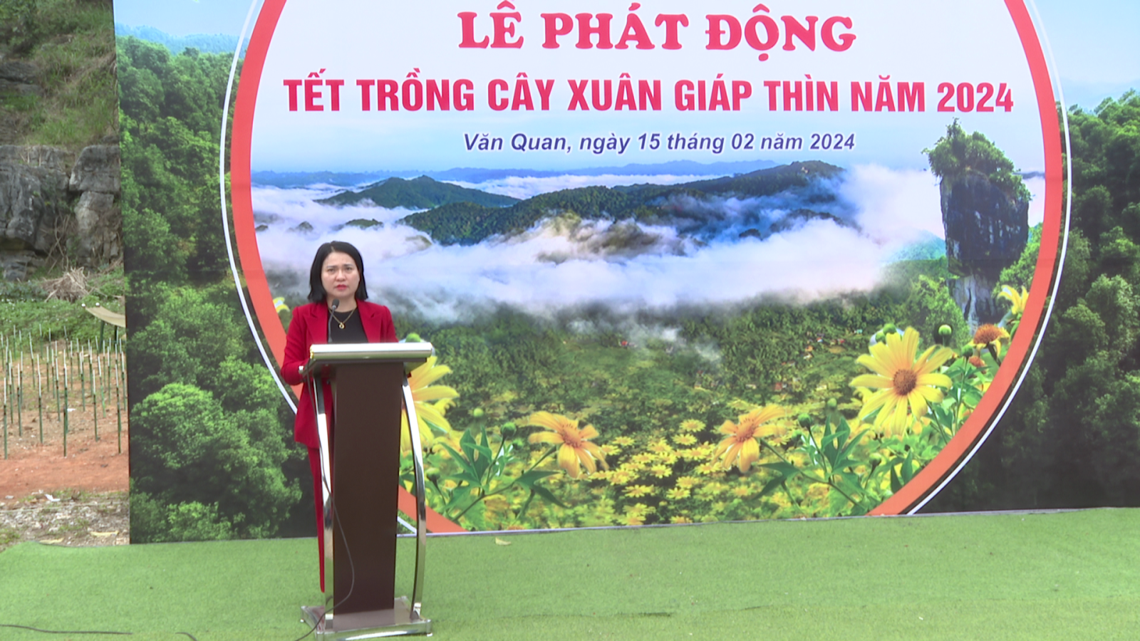 Đồng chí Lương Mai Tú, Phó bí thư, chủ tịch UBND huyện phát biểu ý nghĩa tết trồng cây 